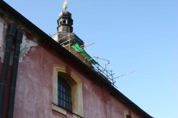 Severní zeď kostela ( © Ivan Grisa 09/2009)