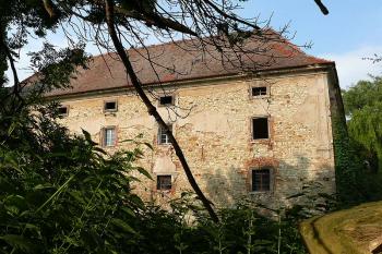 Zámek od jihu (© Jiří Cukr, 07/2013)