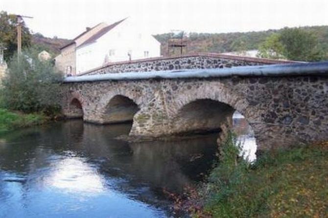 Lbín