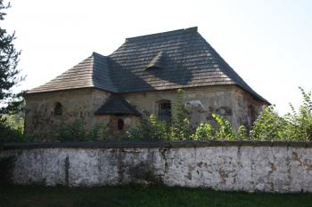 Kostel od severu ( © Ivan Grisa 08/2009)
