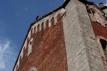 Západní průčelí ( © Ivan Grisa 08/2009)