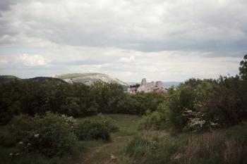 zřícenina hradu Sirotčí hrádek (© Vlastislav Mareček, 05/1991)