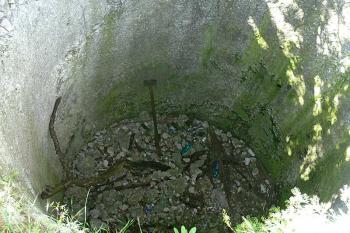 Cisterna ( © Petr Turyna 06/2006)