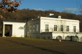  ( © Petr Turyna 01/2005)