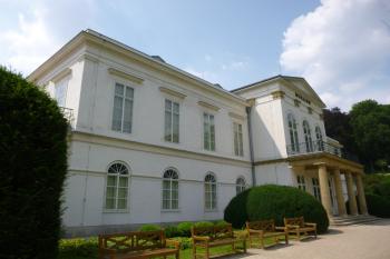 letohrádek Kinských-Praha 5 (© Vlastislav Mareček, 07/2016)