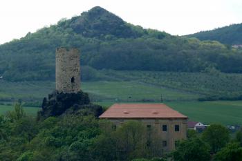 Skalka (© František Kinař, 04/2012)