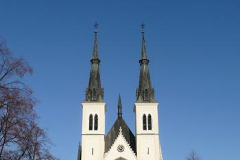 průčelí kostela na náměstí Sv. Čecha ( © Jan P. Štěpánek 12/2010)