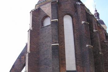 Detail presbyteria konkatedrály (© Jan P. Štěpánek, 10/2006)