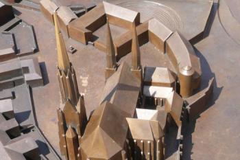 trojrozměrný plastický model areálu bývalého hradu ( © Jan P. Štěpánek 05/2009)