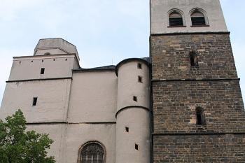 Západní průčelí ( © Ivan Grisa 05/2009)