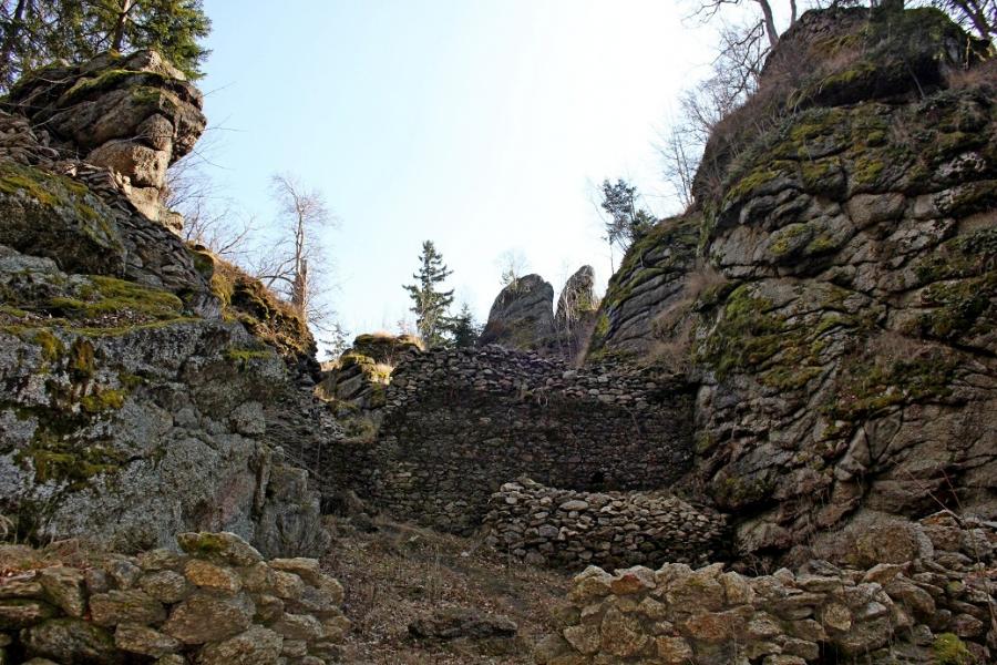 Skály