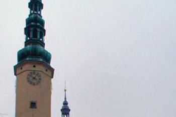 vstupní průčelí z náměstí T.G. Masaryka ( © Pavel Zany Komárek 2/12/2000)