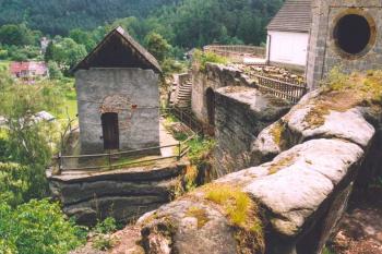  (© Petr Šantrůček 07/2004)