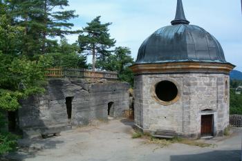 Hrad Sloup (© Hynek Slezák, 08/2008)