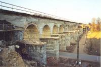 železniční viadukt