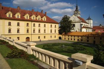 pohled ze střešní zahrady (© Petr Pospíšil, 09/2011)