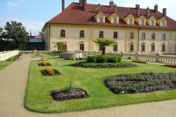 Střešní zahrada zámek v Lipníku n. B. (© Magdalena Gladišová, 04/2008)