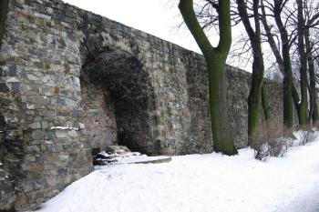  ( © Tomáš Raška 02/2005)