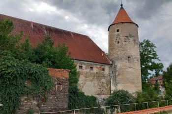 Celkový pohled na hrad (© Ivo Rozehnal  07/2026)