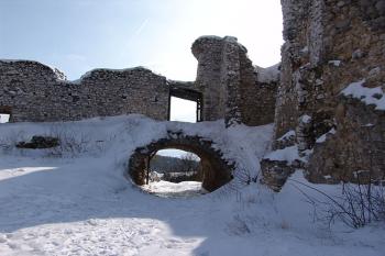 Druhá brána ( © Roman Řezáč 02/2005)