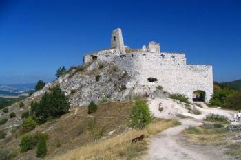 Čachtický hrad (© Petr Pokorný, 08/2007)