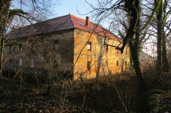sz.nároží st.zámku (© D Dohňanský, 01/2017)