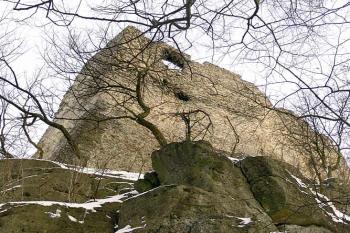 Vnější část paláce jádra hradu. ( © Roman Řezáč 02/2005)