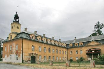 Jižní křídlo ( © Luděk Pitter 08/2006)