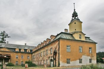 Severní křídlo ( © Luděk Pitter 08/2006)