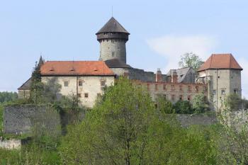 hrad Sovinec (STOUPA  ©   05/2004)