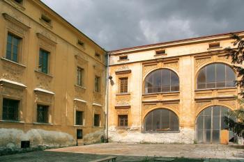 Nádvoří ( © Luděk Pitter 09/2006)