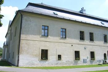 Nový zámek ( © Pavel Vítek 06/2006)