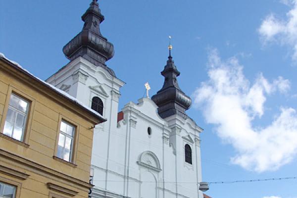 klášter dominikánů s kostelem sv. Kříže