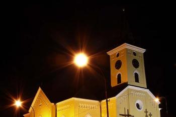 Lišovský kostel v noci (© Jiří Cukr, 03/2010)