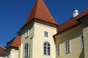Zámek v Kněžicích (© Jiří Cukr, 08/2013)