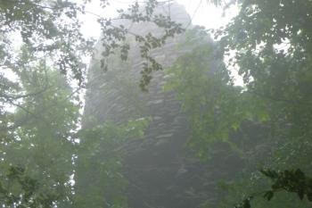 zřícenina hradu Starý Herštejn (© Vlastislav Mareček, 06/2016)