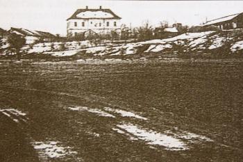  ( © Zaniklé hrady, zámky a tvrze na Moravě a ve Slezsku (F. Musil, M. PLaček))