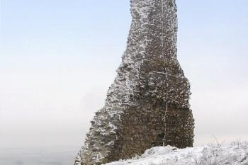 vysoký střep bývalého severního paláce ( © Jan P. Štěpánek 01/2008)