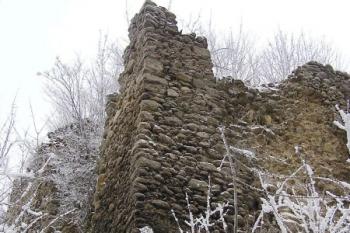 pilíř jihovýchodního nároží parkánu ( © Jan P. Štěpánek 01/2008)