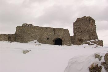 Rekonstruovaná zástavba jádra na východě ( © Roman Řezáč 03/2005)