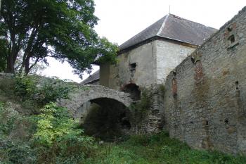 Most a sýpka ( © Jiří Čížek 09/2008)