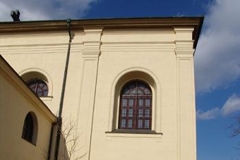 Zadní část stavby ( © Roman Řezáč 03/2005)