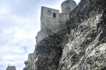 Hrad Střekov v Ústí nad Labem-zřícenina ( © Pavel Vítek 08/2011)