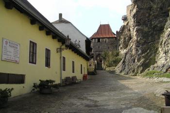 Střekov (© Daniela Endrštová, 4/2006)