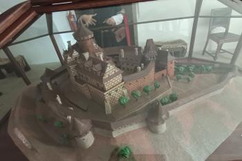  (© Jaroslav Špiroch  09/2025)