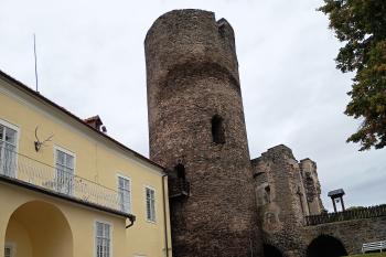  (© Jaroslav Špiroch  09/2025)