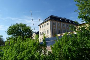 Dlažkovice zámek (© František Kinař, 04/2012)