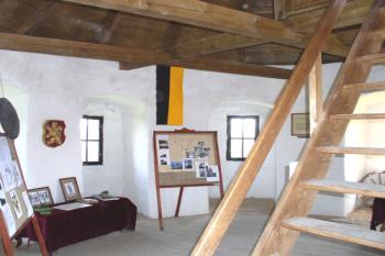  (©2003)