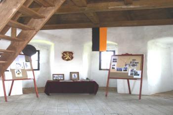 Ve věži (©2003)