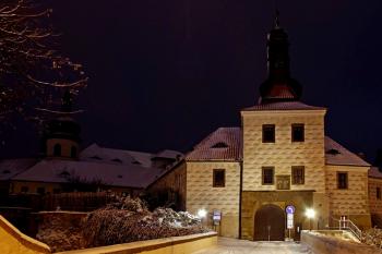Kostelec nad Černými lesy - zima, noční (© Jan Pospisil, 02/2013)
